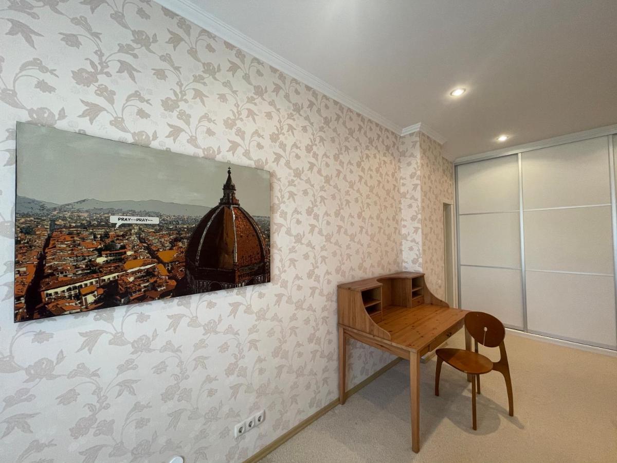 Home Apart 4 Мінськ Екстер'єр фото